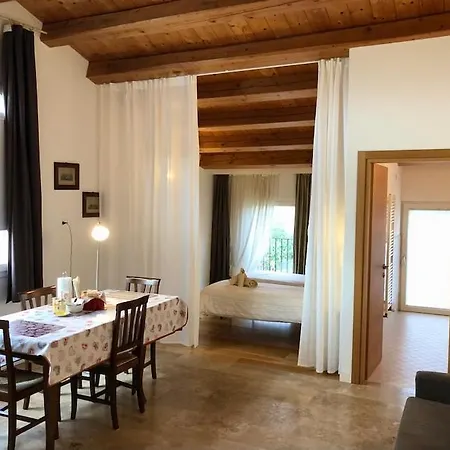 Beehouse - La Casa Delle Api Agriturismo Borso del Grappa Exterior photo